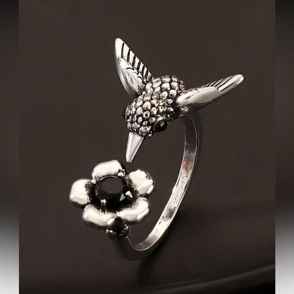 Silver Hummingbird Ring N1458 - Picture 2 of 5